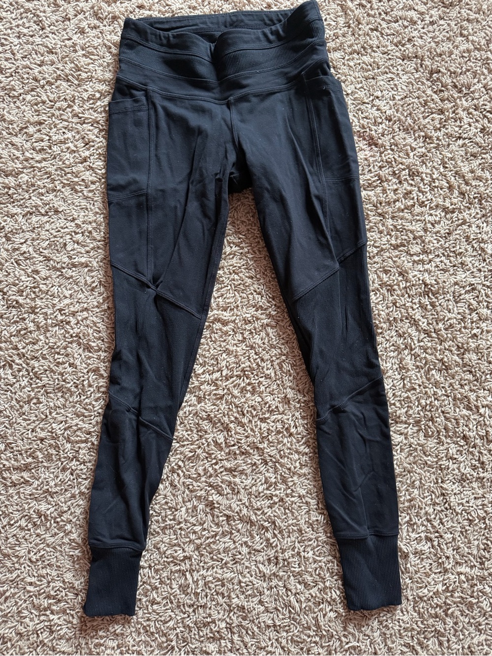 Athleta Black Leggings with Pockets – Women’s Size Small